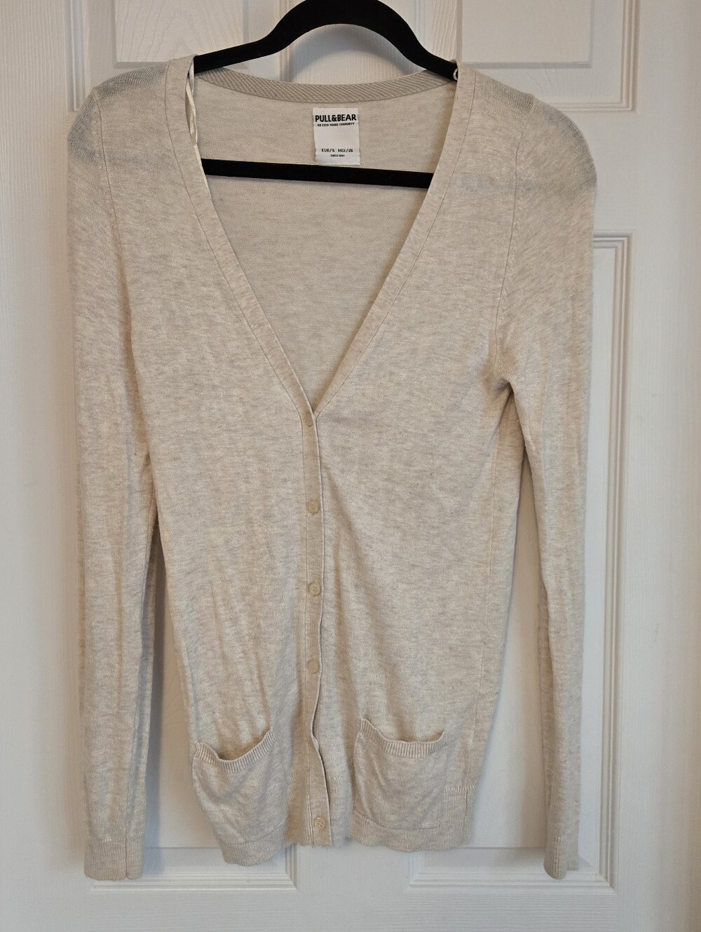 Pull&Bear Beige V-neck Cardigan In Size Small